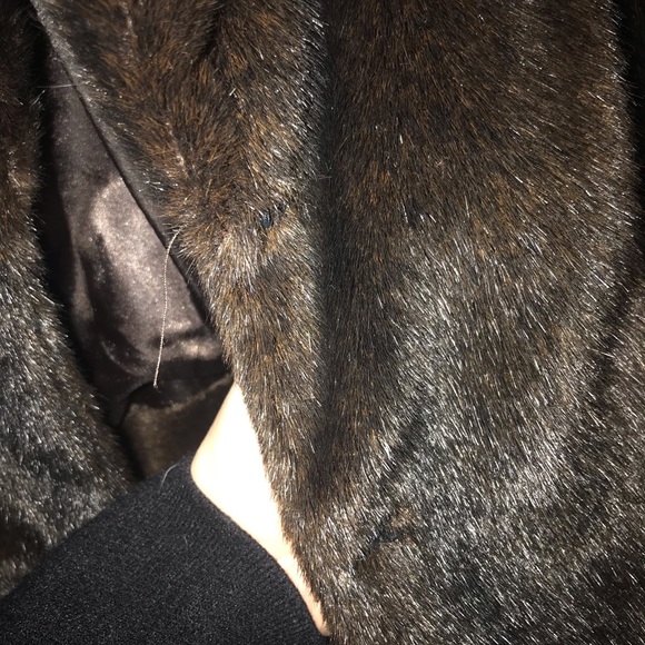 🔥BOGO under $20🔥 Wrap style faux fur jacket - Picture 7 of 7